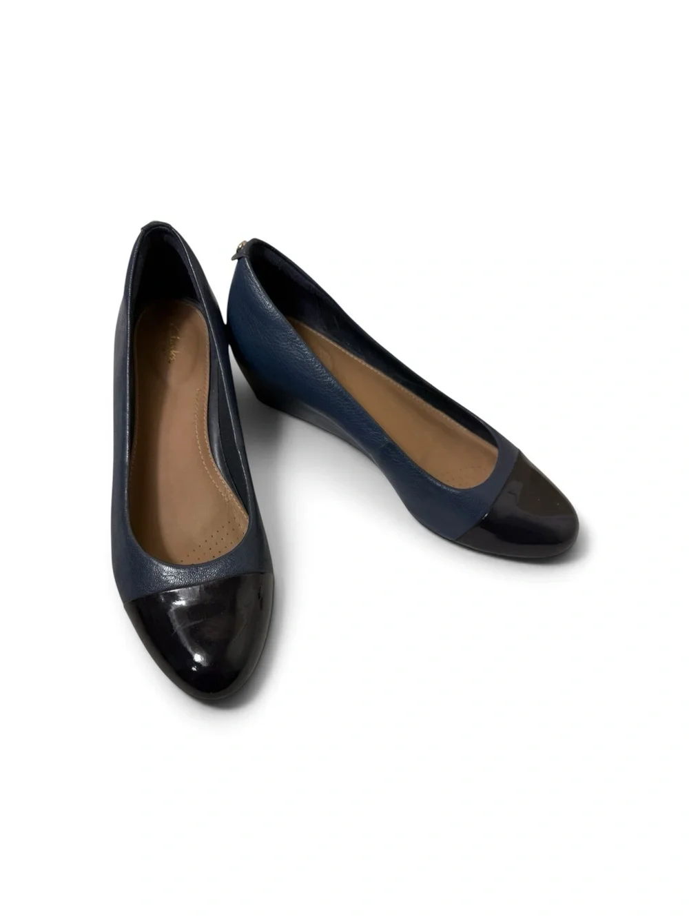 Clarks Vendra Dune Navy  Cap-Toe wedges size 8